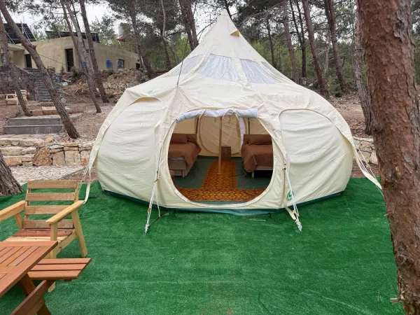 Lotus Belle tent — couples 1